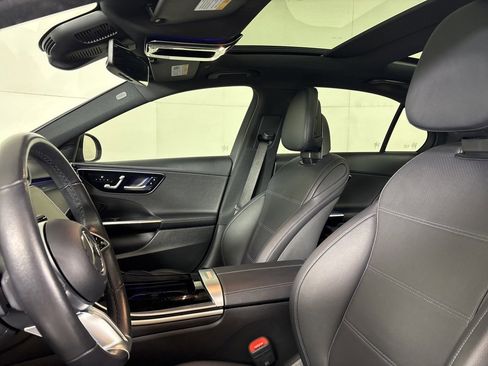 Used 2025 Mercedes-Benz C 300 C 300 image 18