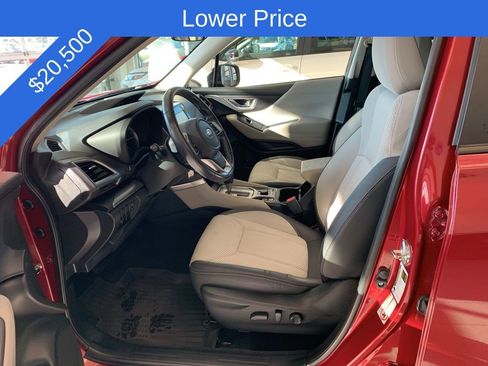 Used 2019 Subaru Forester Premium w/ All-Weather Package image 3