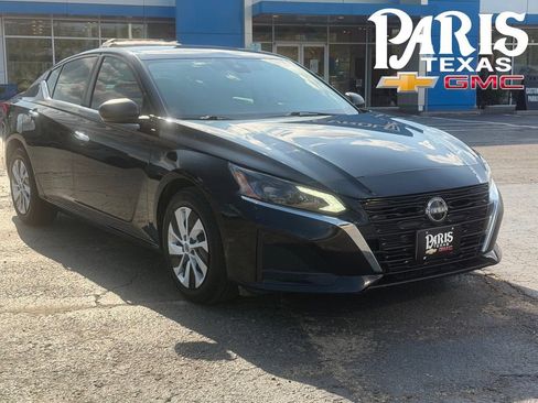 Used 2024 Nissan Altima 2.5 S FWD image 1