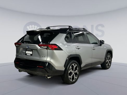 Used 2022 Toyota RAV4 XSE image 12