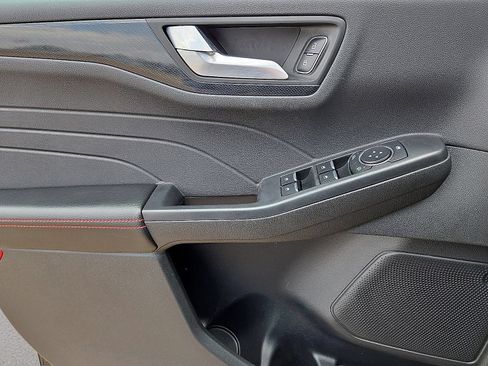 Used 2025 Ford Escape ST-Line FWD image 20