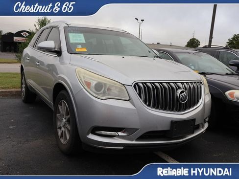 Used 2015 Buick Enclave Leather FWD image 2
