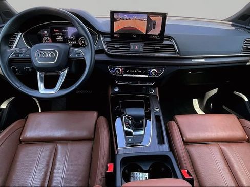 Used 2023 Audi Q5 2.0T Premium Plus w/ Premium Plus Package AWD/4WD image 15