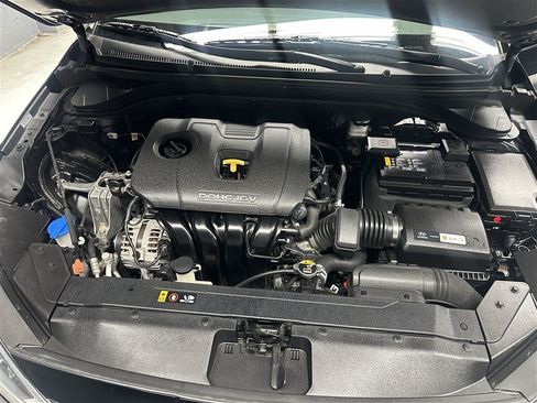 Used 2019 Hyundai Elantra SEL FWD image 20