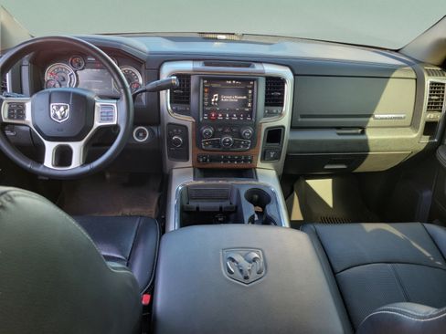 Used 2018 RAM 2500 Laramie AWD/4WD image 7