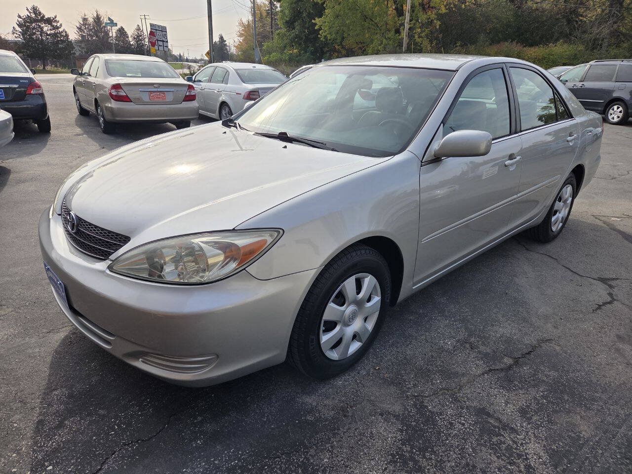 Used 2004 Toyota Camry LE FWD image 2