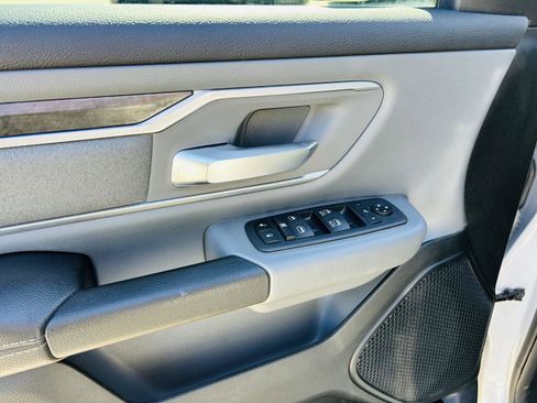 Used 2021 RAM 1500 Big Horn image 9