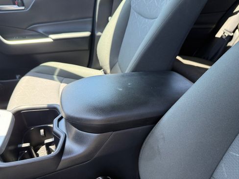 Used 2025 Toyota RAV4 XLE FWD image 14