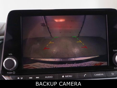 Used 2023 Nissan Rogue SV image 18