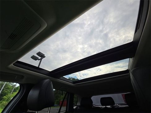 Used 2023 MAZDA CX-50 AWD 2.5 S w/ Premium Plus Pkg image 22