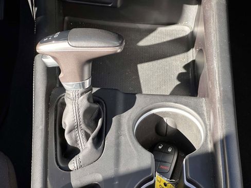 Used 2023 Dodge Durango SXT Launch Edition image 21