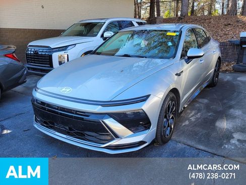 Used 2024 Hyundai Sonata SEL image 3