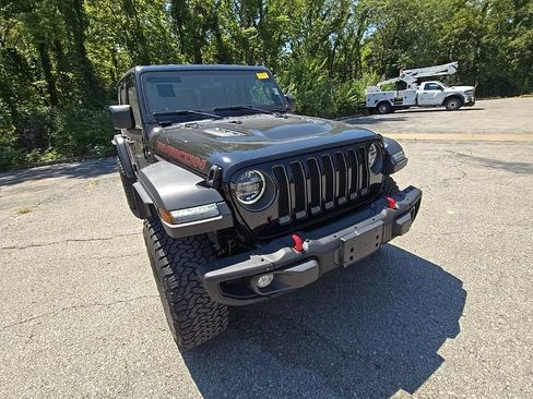 Used 2022 Jeep Wrangler Unlimited Rubicon w/ Xtreme Recon 35" Tire Package AWD/4WD image 11