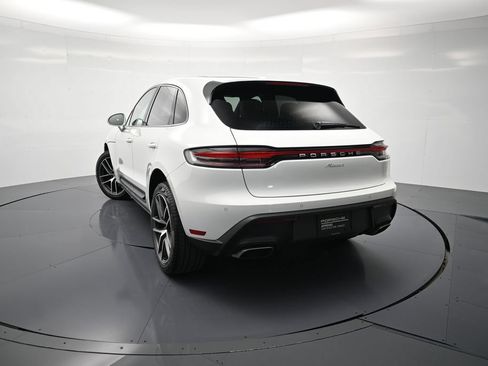 Used 2026 Porsche Macan AWD/4WD image 33