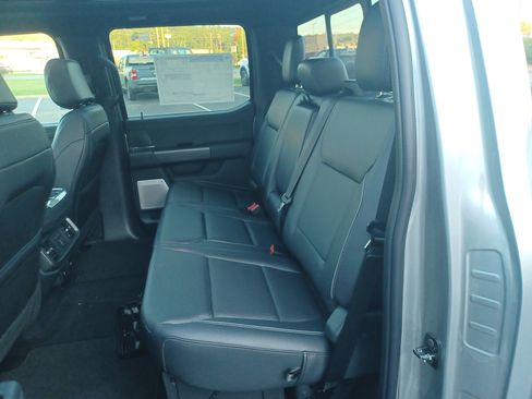 New 2025 Ford F150 Lariat w/ Equipment Group 502A High image 18