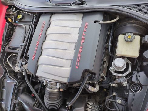 Used 2015 Chevrolet Corvette Stingray Coupe image 19