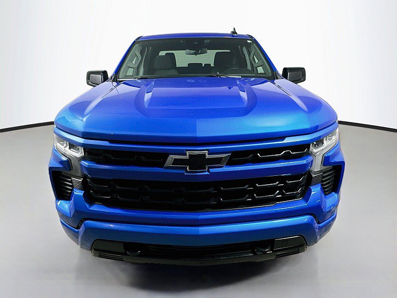 Used 2026 Chevrolet Silverado 1500 RST AWD/4WD image 2