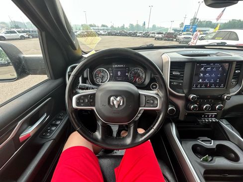 Used 2020 RAM 1500 Big Horn AWD/4WD image 31