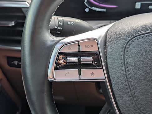 Certified 2025 Kia Telluride AWD image 31
