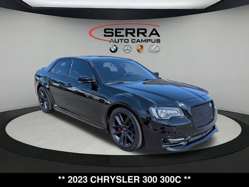 Used 2023 Chrysler 300 C RWD image 15