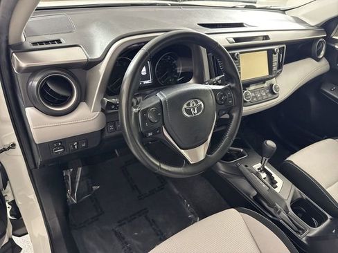 Used 2018 Toyota RAV4 XLE image 23