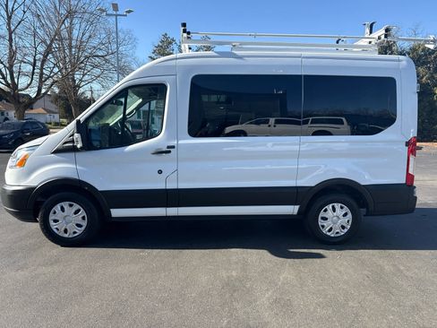 Used 2019 Ford Transit 150 XLT image 6