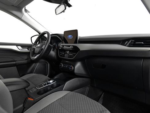 Used 2021 Ford Escape SE image 25