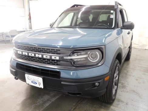 Used 2022 Ford Bronco Sport Badlands image 8