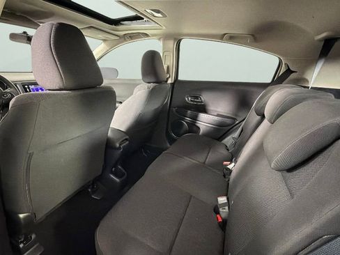 Used 2018 Honda HR-V EX image 27
