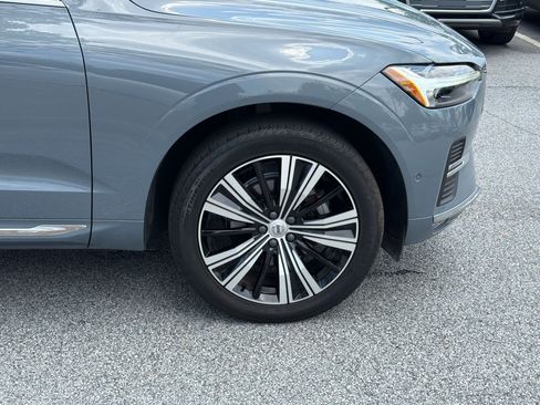 Used 2023 Volvo XC60 B5 Plus w/ Protection Package Premier FWD image 11