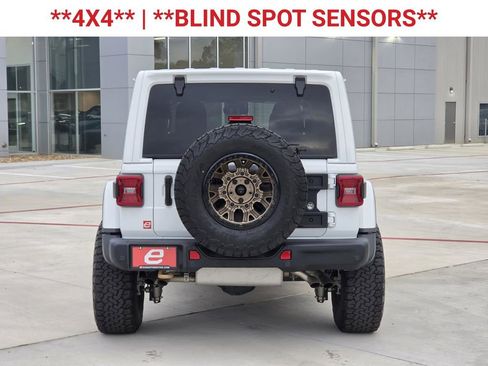 Used 2023 Jeep Wrangler Unlimited Rubicon 392 w/ Dual Top Group AWD/4WD image 7