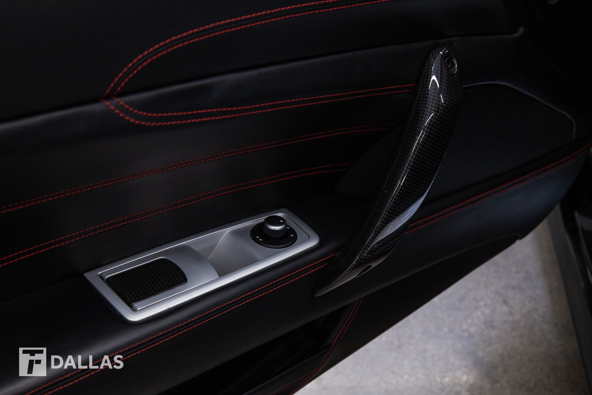 Used 2012 Ferrari FF AWD/4WD image 18