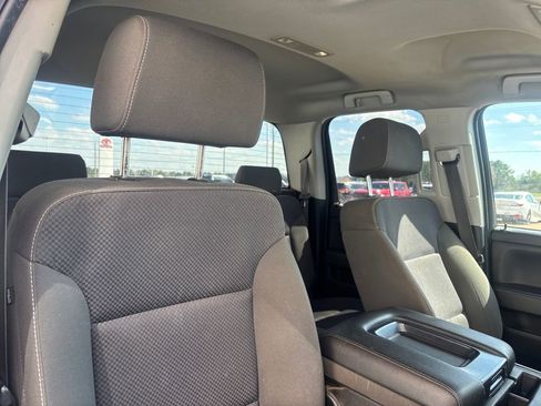 Used 2018 GMC Sierra 1500 SLE w/ SLE Value Package image 22