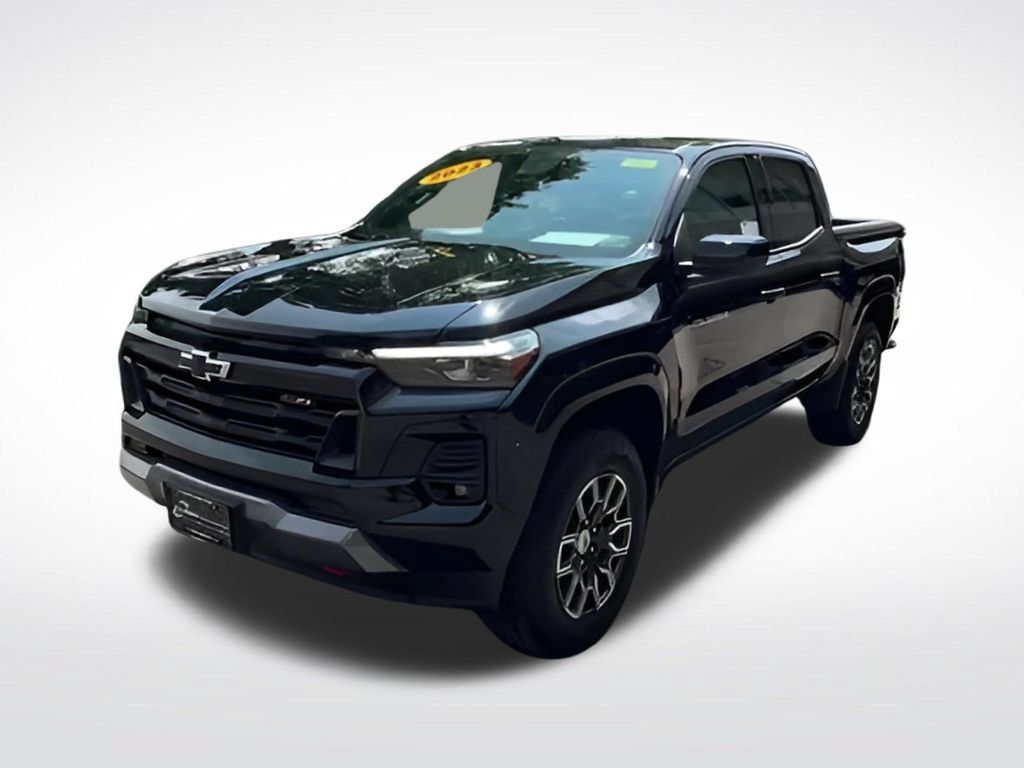 Used 2023 Chevrolet Colorado Z71 AWD/4WD image 6