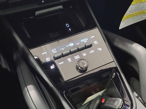 New 2026 Porsche Cayenne image 24