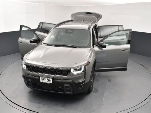 New 2026 Jeep Cherokee Laredo image 26