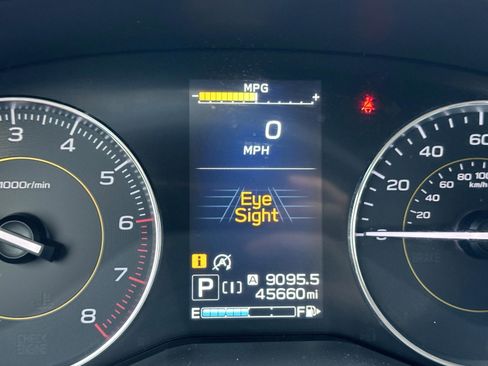 Used 2021 Subaru Crosstrek 2.5i Sport w/ Moonroof Package AWD/4WD image 31