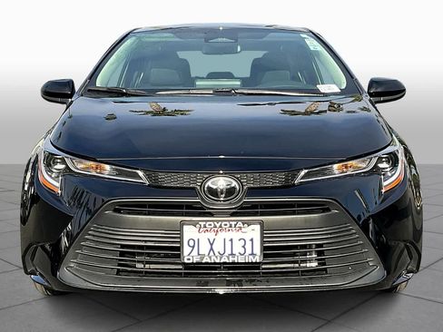 Used 2024 Toyota Corolla LE image 3