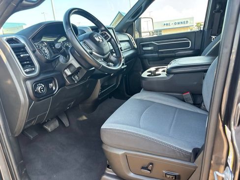 Used 2024 RAM 2500 Big Horn AWD/4WD image 15
