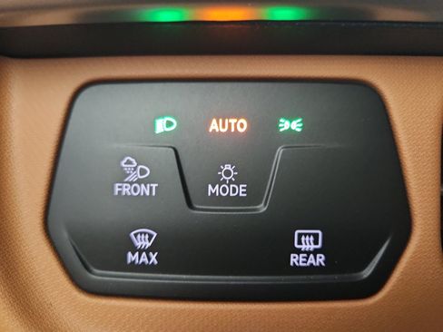 New 2025 Volkswagen ID. Buzz Pro S image 11