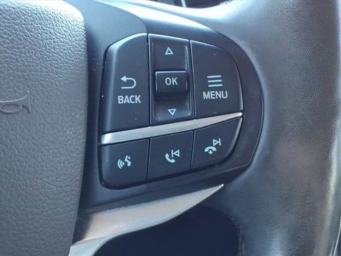 Used 2020 Ford Explorer Platinum w/ Premium Technology Package image 24