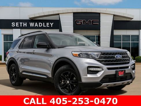 Used 2023 Ford Explorer XLT w/ Equipment Group 202A AWD/4WD image 1