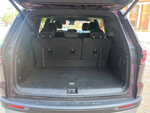 Used 2025 GMC Acadia Elevation FWD image 10