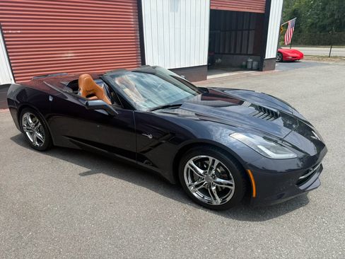 Used 2016 Chevrolet Corvette Stingray Convertible w/ 2LT Preferred Equipment Group RWD image 12