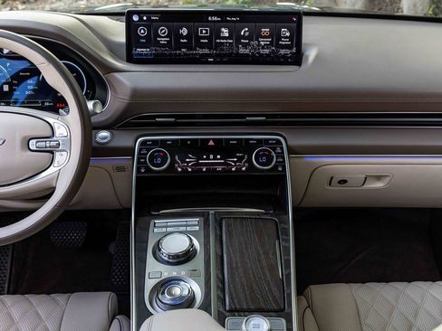 Used 2024 Genesis GV80 3.5T w/ Prestige Package image 10