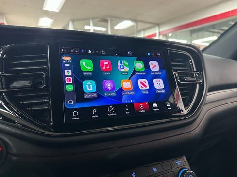 Certified 2025 Dodge Durango GT image 24