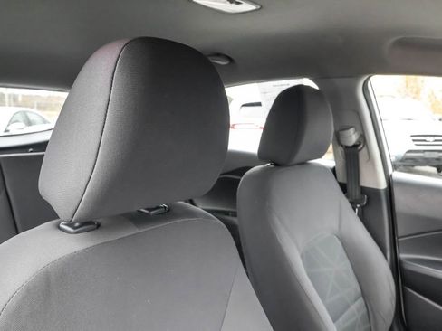 Used 2012 Kia Rio LX image 34