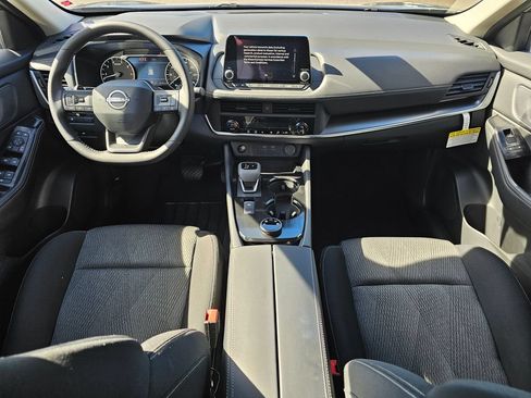 New 2026 Nissan Rogue SV AWD/4WD image 15