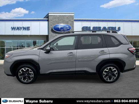 Certified 2025 Subaru Forester Premium image 5