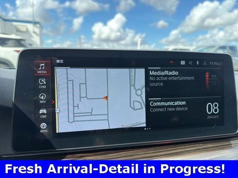 Used 2023 BMW 530i w/ M Sport Package image 6